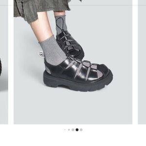 Black new unisex genuine leather sandals